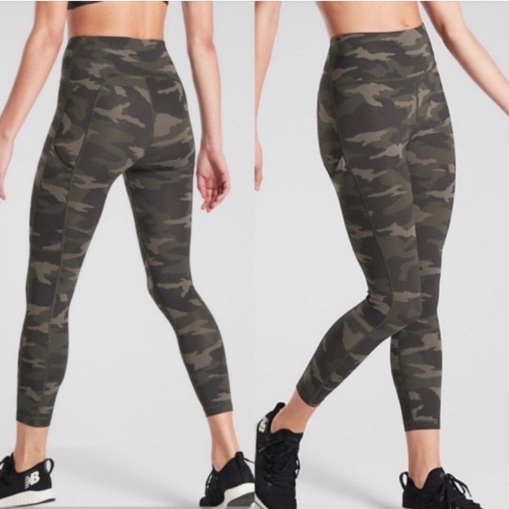 Athleta Women’s Ultimate 7/8 Tight Leggings Camo Stash Pockets Green Size XS